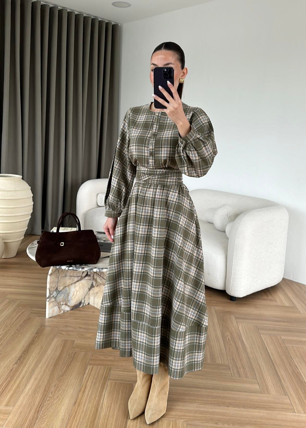 Büyük Ekoseli Elbise ÇAĞLA